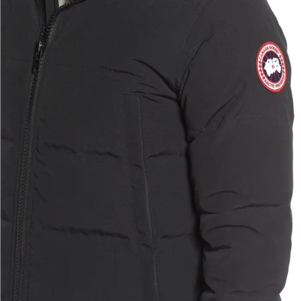 Canada Goose Men’s Woolford” bomber jacket